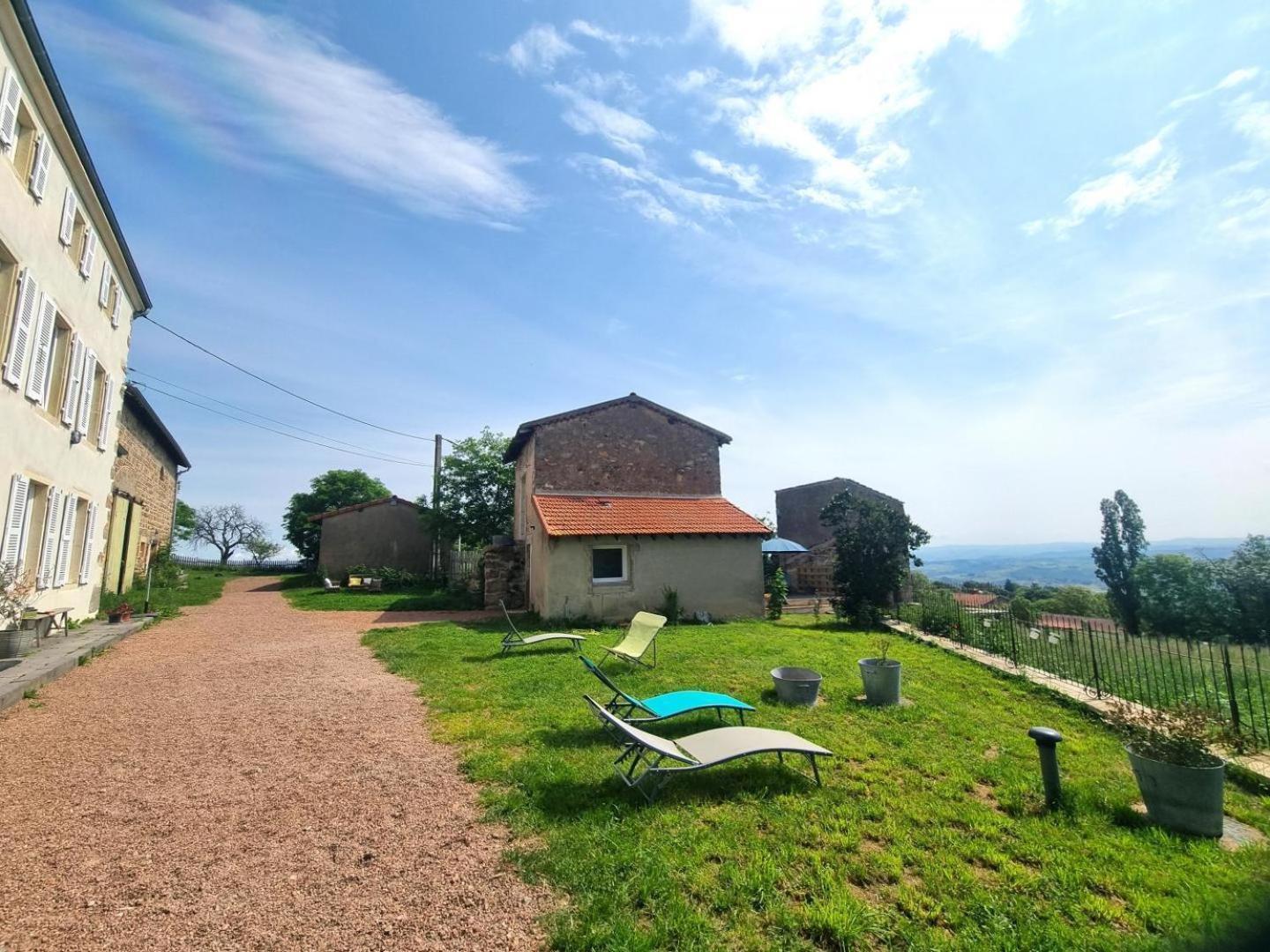 La Ferme Des Galoches Bed & Breakfast Villemontais Exterior photo